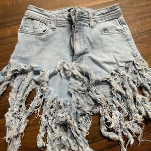 Fringed high waisted shorts